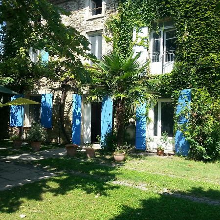 Le Mas Des Platanes Entraigues-sur-la-Sorgue Εξωτερικό φωτογραφία